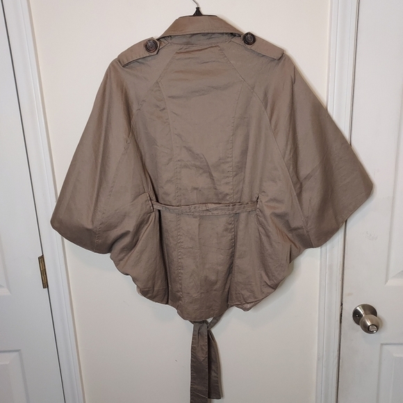 DOUBLE zero jacket/poncho - Picture 4 of 10